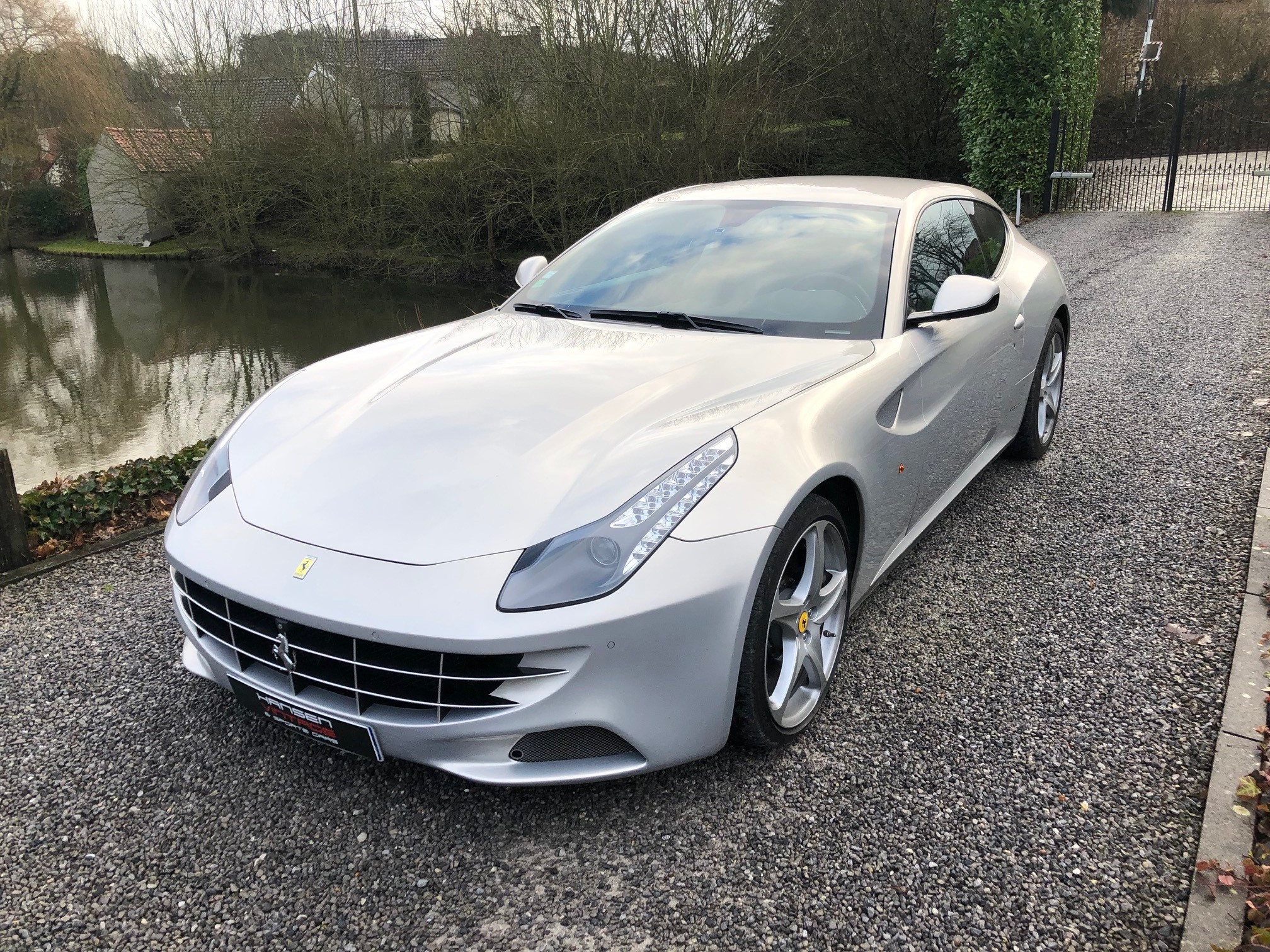 ferrari-ff-63-v12.jpg
